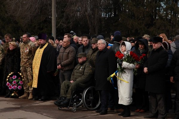 Кривой Рог памятник воинам АТО