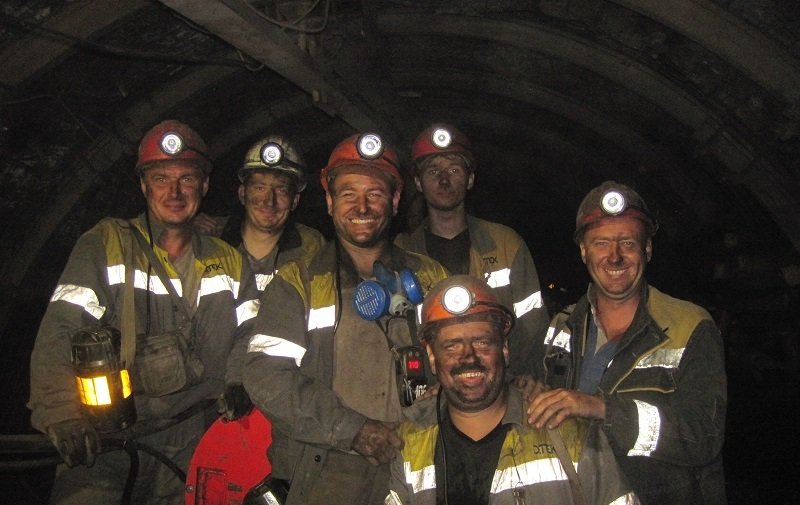 ___5 ______ _ 425 ____  (2)