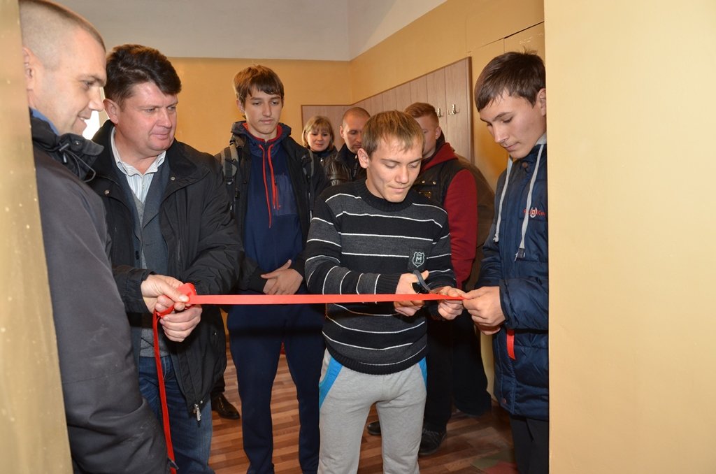 __________-_____-_____-________-_____________-_____-_-_____-________-__________-_____-_______