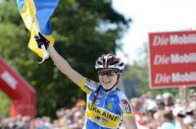 Яна Беломоіна