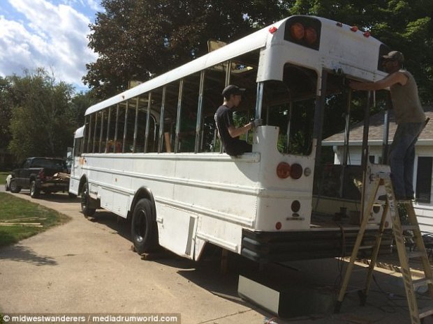 автобус_будинок