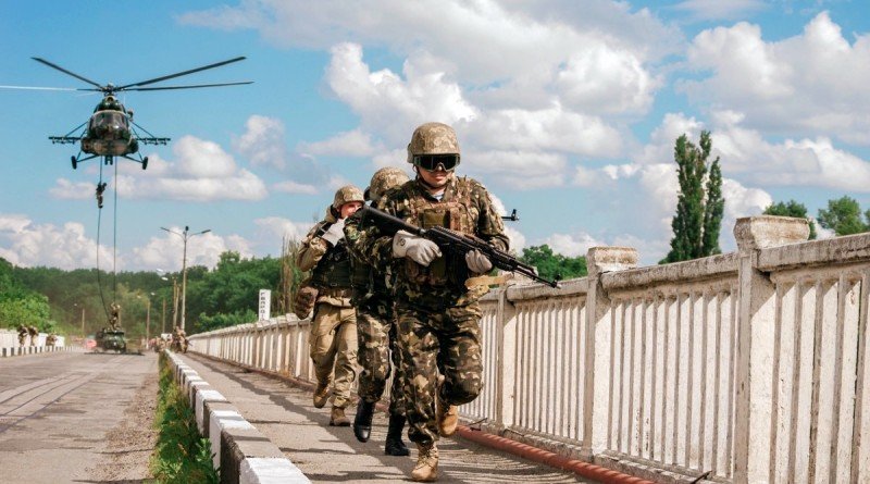 десантники