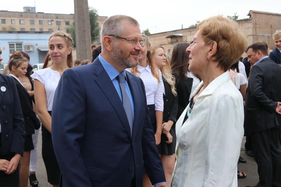 Вилкул в школе