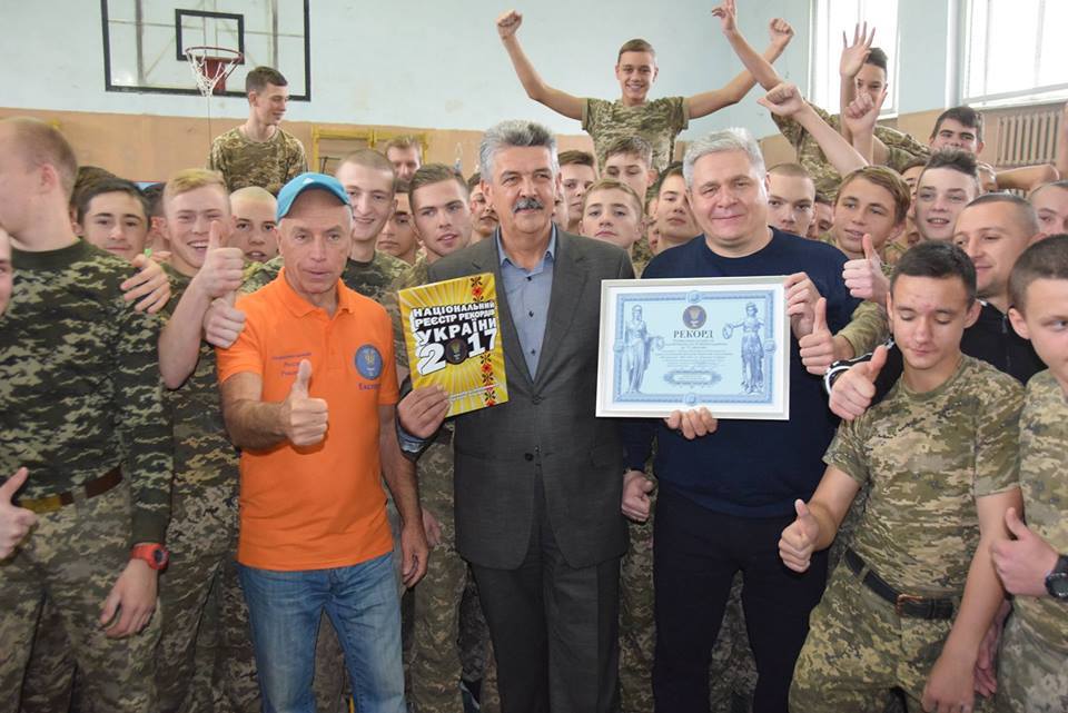 24293946_1544081102352535_2906561696886808444_n