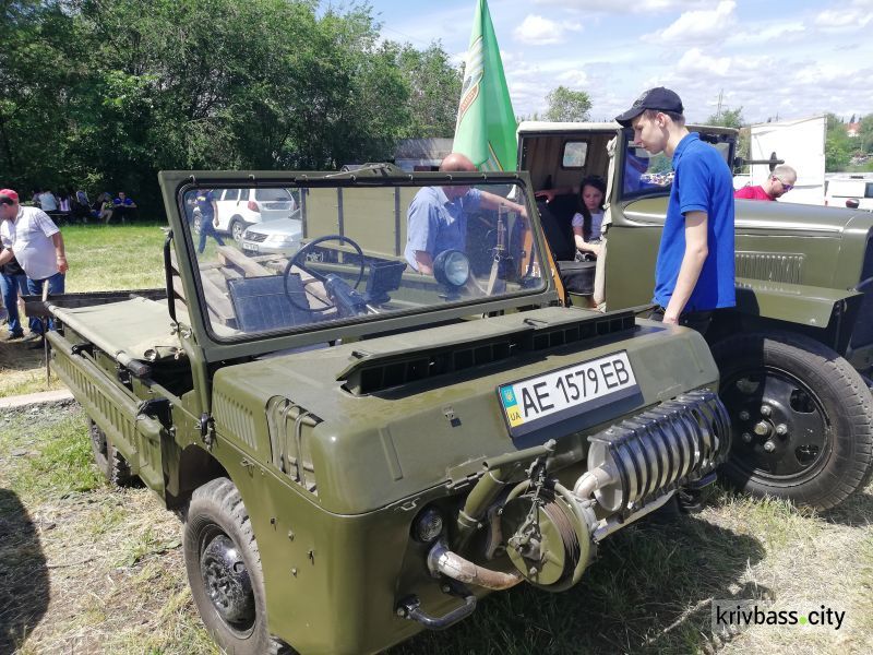 ретро-авто_Кривой Рог