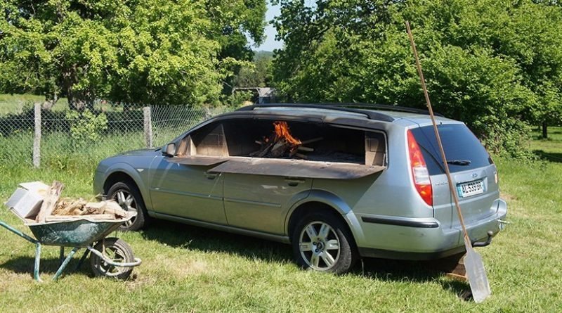 автомобіль