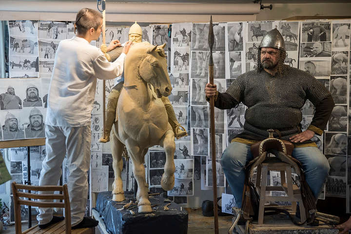 памятник Илье Муромцу