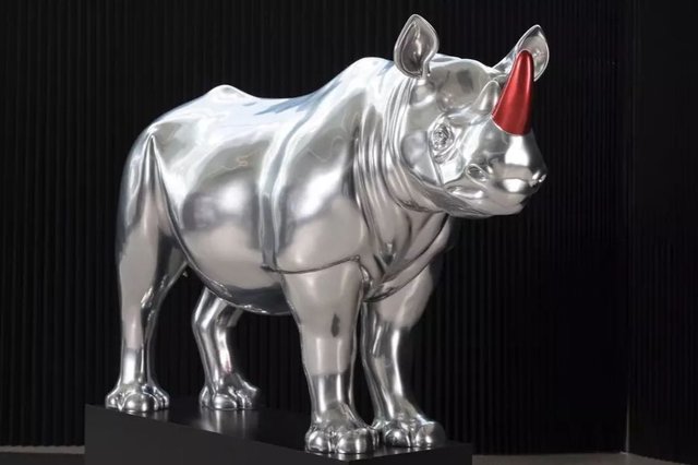 скульптура носорога