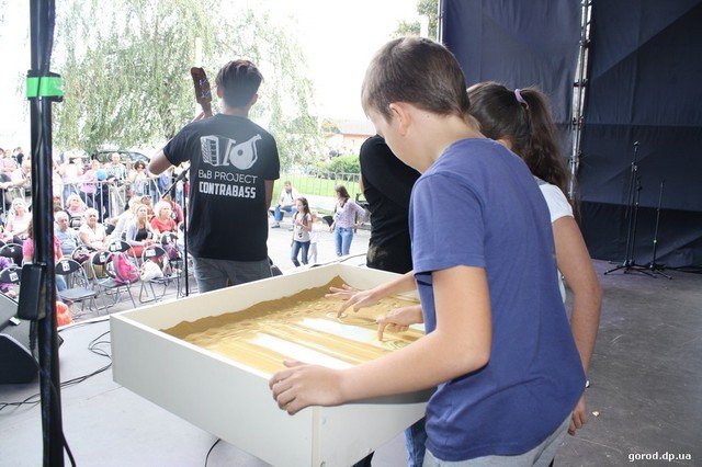 картины из песка