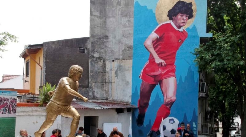 Диего Марадона