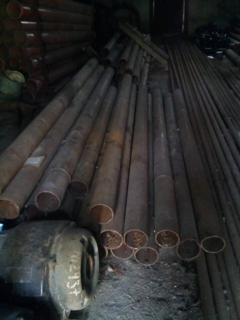 Старые трубы водогона