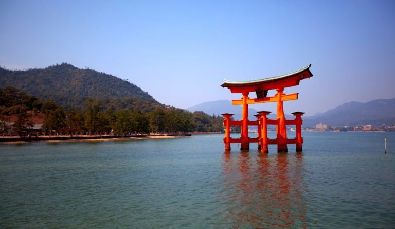японский остров Ицукусима