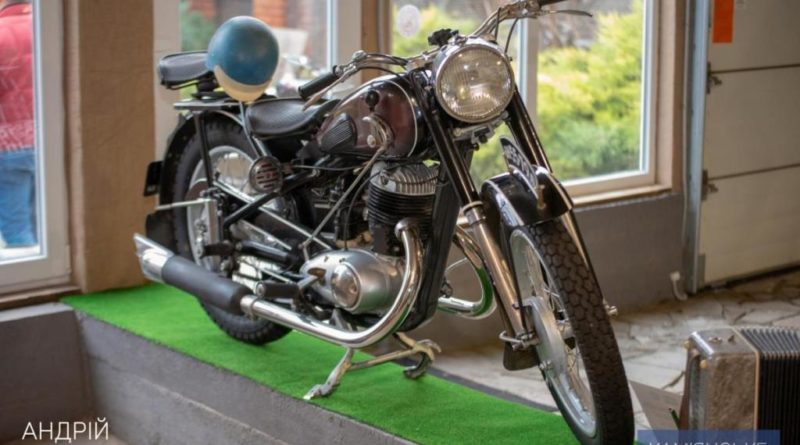 музей ретро-мотоциклов в Каменском