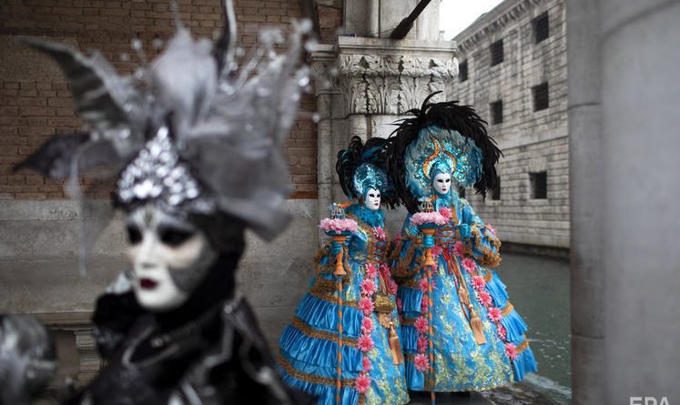 Венеция, Италия, Венецианский карнавал, коронавирус, итальянский регион Венето, вирус, ярмарки, музеи
