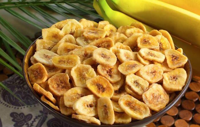 банановые чипсы