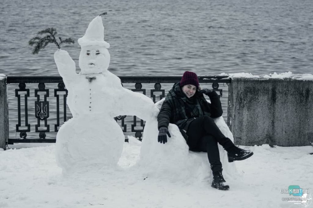  мини-скульптуры из снега_Днепр
