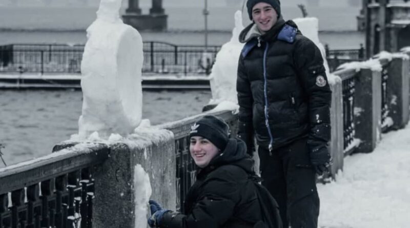 мини-скульптуры из снега_Днепр