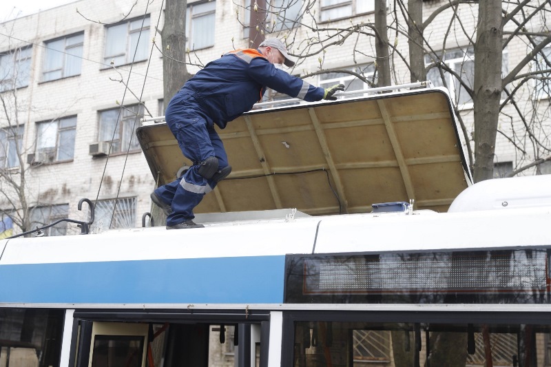 тролейбус_сервісне обслуговування