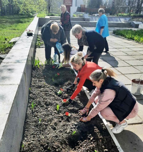 Гуфман_цветы для героев