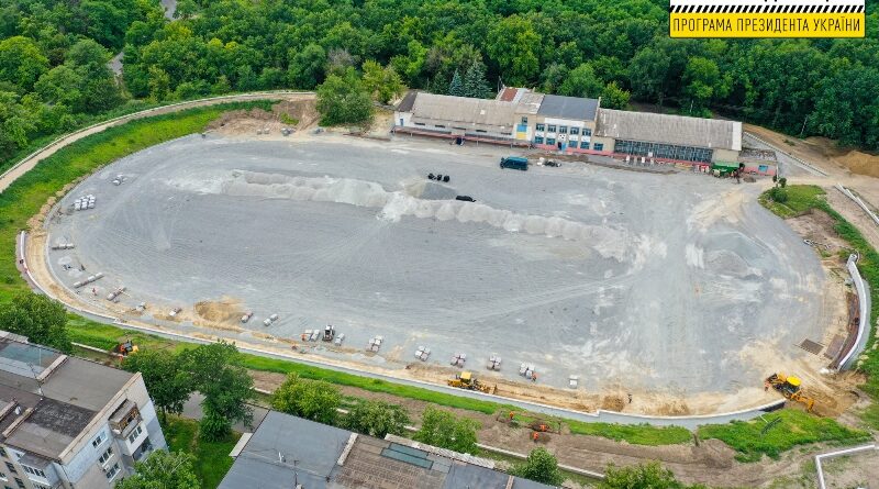 стадион_Днепровское