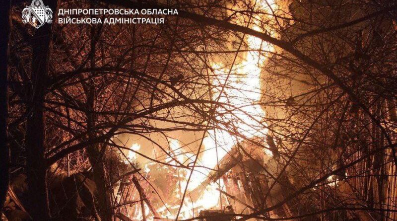 така на Дніпро: пошкоджені будинки, поранені діти