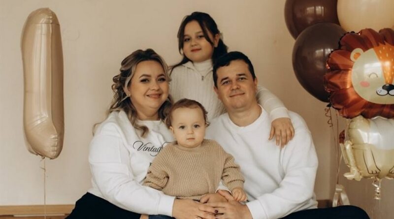 Юлія Лободенко: “Поки є молодь і народжуються діти — є майбутнє” Юлія Лободенко: “Поки є молодь і народжуються діти — є майбутнє”