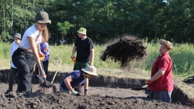 На Дніпропетровщині археологи виявили нові знахідки На Дніпропетровщині археологи виявили нові знахідки