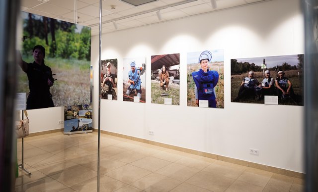 фотовиставка_жінки_Дніпро