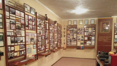 У Кам’янському зберігають унікальну колекцію шкільних раритетів У Кам’янському зберігають унікальну колекцію шкільних раритетів